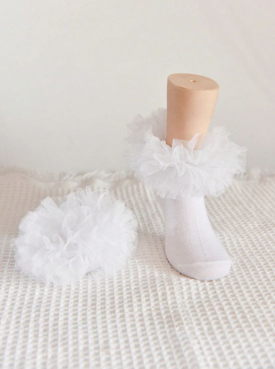 biele ponožky, ponožky s tiulom, rozprávkové ponožky, detská móda, elegantné ponožky pre deti, ponožky pre dievčatá, ponožky z bavlny, elastické ponožky, ponožky na darček, štýlové detské ponožky